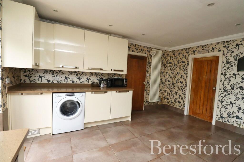 Additional property image - Tabors Avenue, Chelmsford, CM2