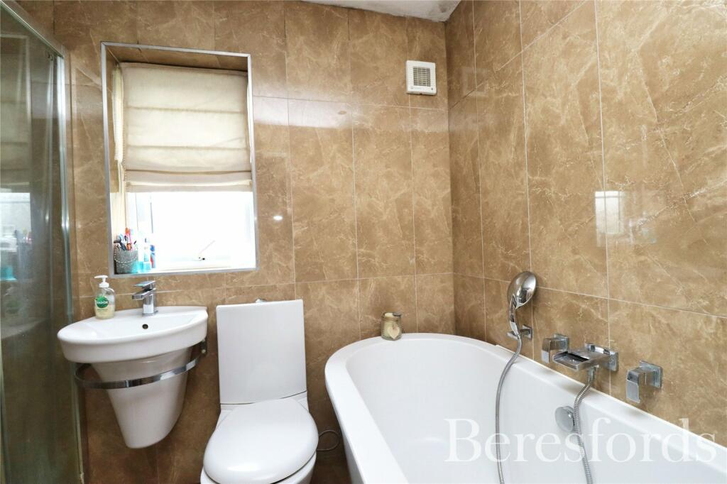 Additional property image - Tabors Avenue, Chelmsford, CM2