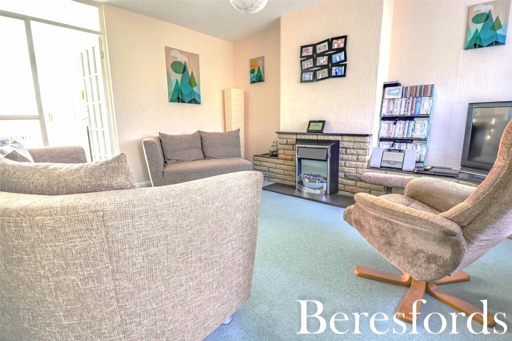 Additional property image - Heather Close, Pilgrims Hatch, CM15