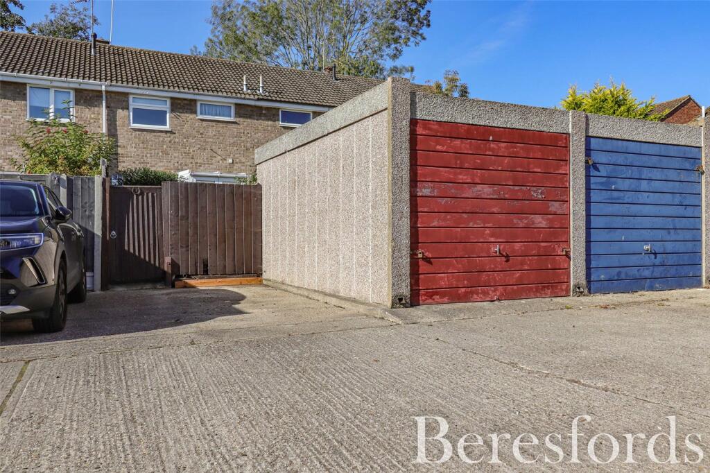 Additional property image - Heather Close, Pilgrims Hatch, CM15