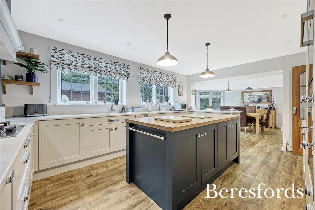 Additional property image - Headley Chase, Warley, CM14