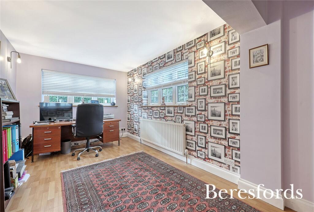 Additional property image - Headley Chase, Warley, CM14