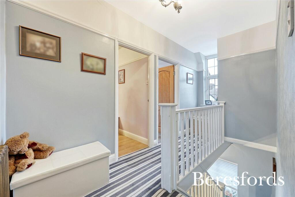 Additional property image - Headley Chase, Warley, CM14