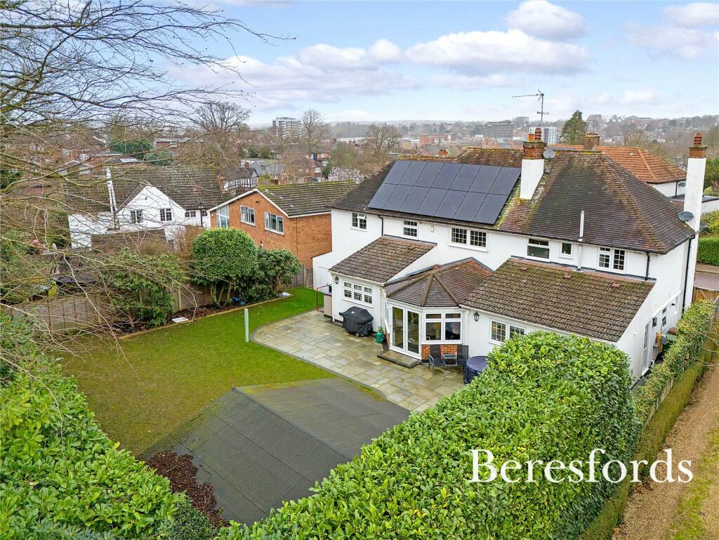 Additional property image - Headley Chase, Warley, CM14