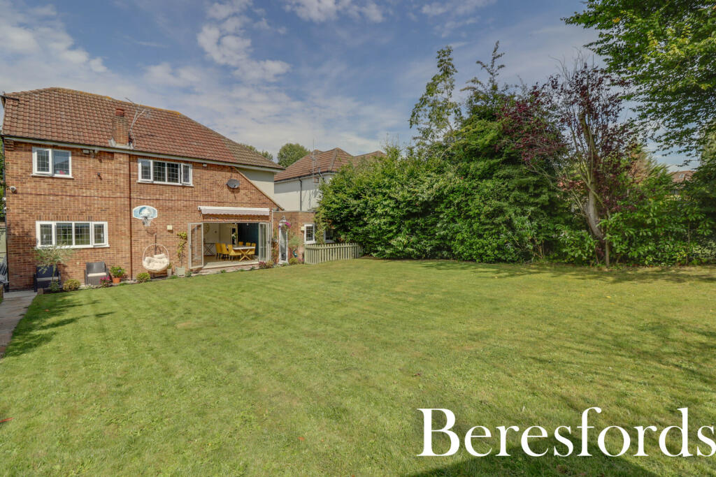 Additional property image - Selwood Road, Brentwood, CM14