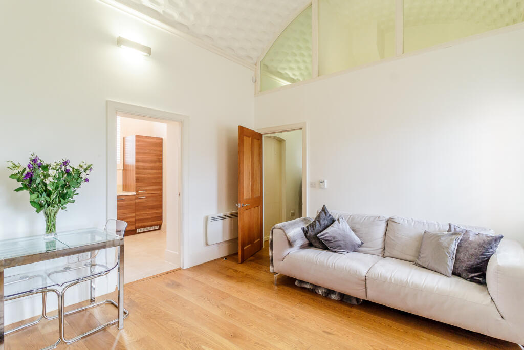 Additional property image - Kendall Court, The Galleries, CM14