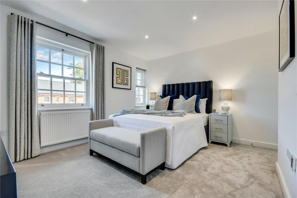 Additional property image - 12 Boyles Court, Dark Lane,, CM14
