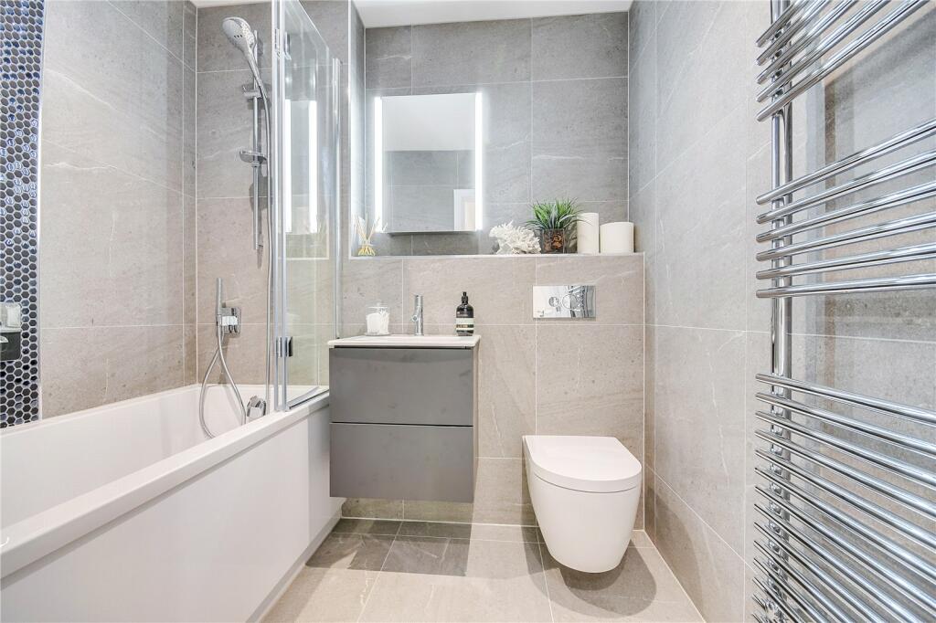 Additional property image - 1 Boyles Court, Dark Lane,, CM14