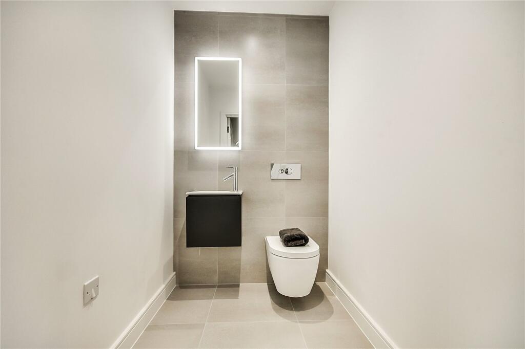 Additional property image - 1 Boyles Court, Dark Lane,, CM14