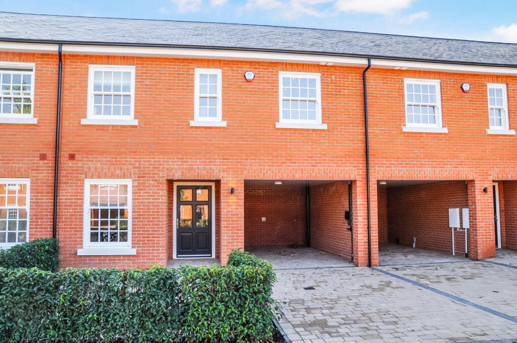 Additional property image - 15 Boyles Court, Dark Lane,, CM14