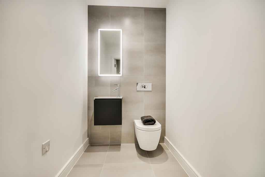 Additional property image - 15 Boyles Court, Dark Lane,, CM14