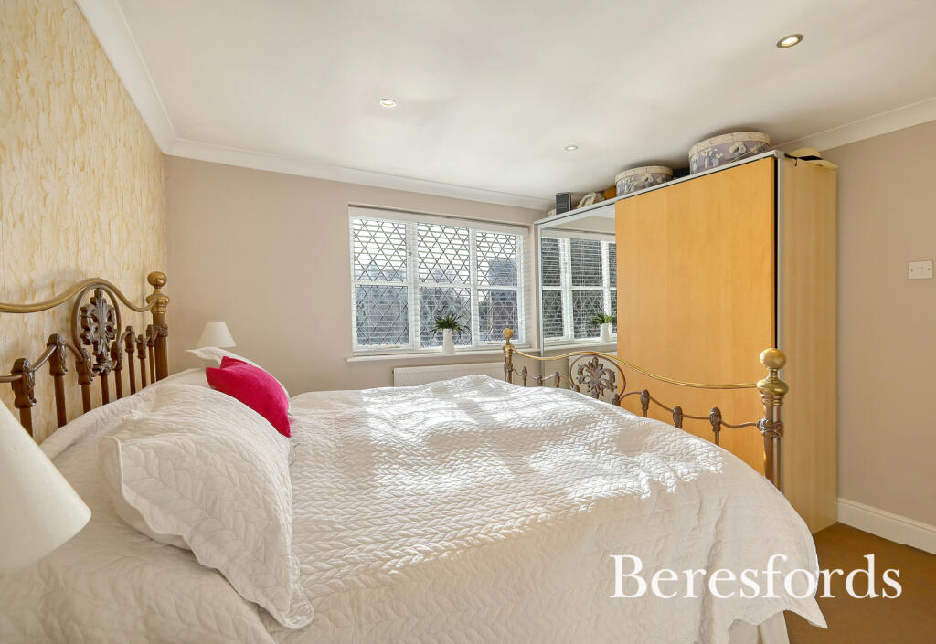 Additional property image - Fox Hatch, Kelvedon Hatch, CM15