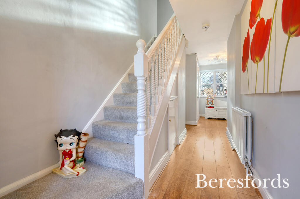 Additional property image - Fox Hatch, Kelvedon Hatch, CM15