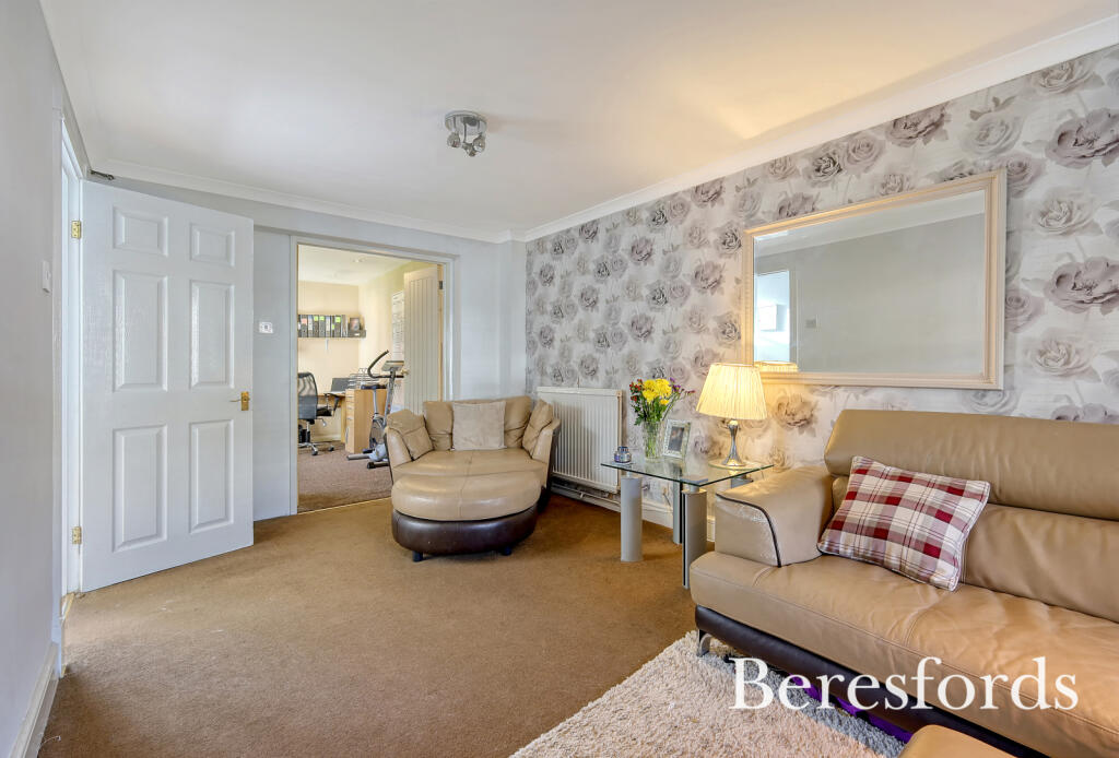 Additional property image - Fox Hatch, Kelvedon Hatch, CM15