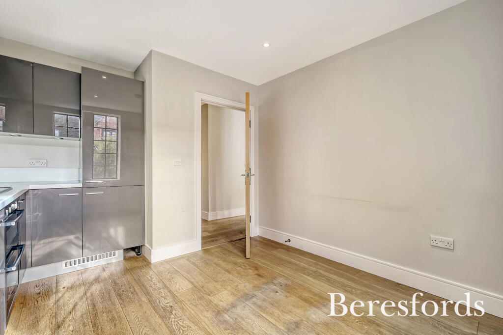 Additional property image - The Galleries, Warley, CM14