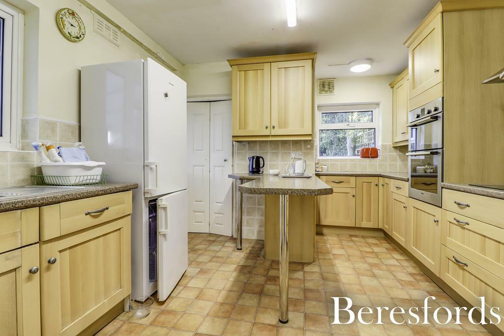 Additional property image - Warley Mount, Warley, CM14