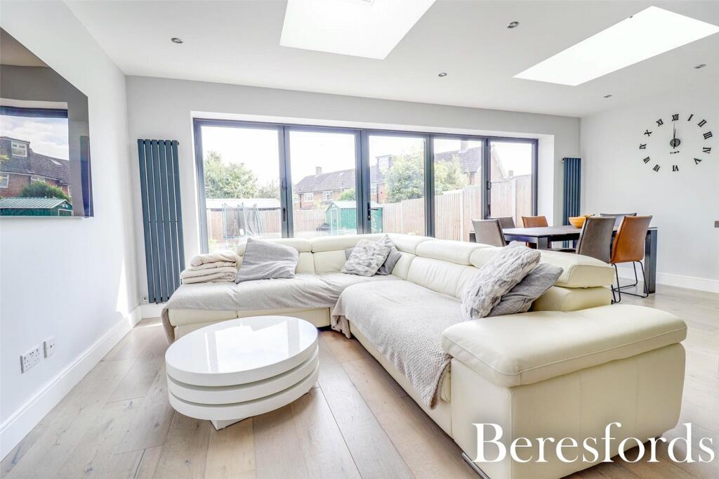 Additional property image - Knights Way, Brentwood, CM13