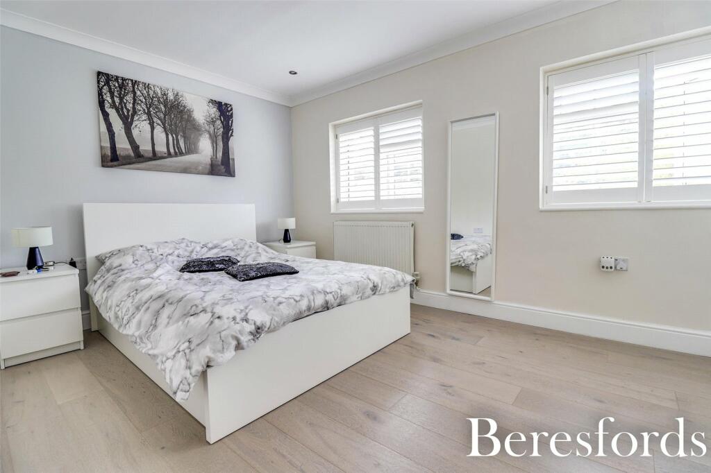 Additional property image - Knights Way, Brentwood, CM13