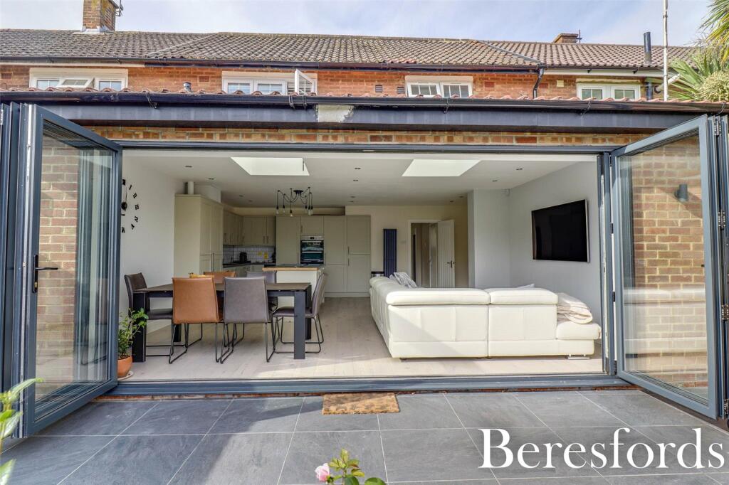 Additional property image - Knights Way, Brentwood, CM13