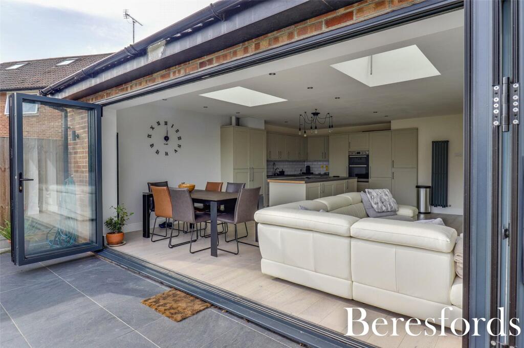 Additional property image - Knights Way, Brentwood, CM13