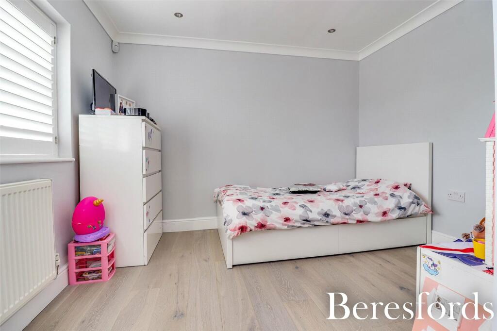 Additional property image - Knights Way, Brentwood, CM13