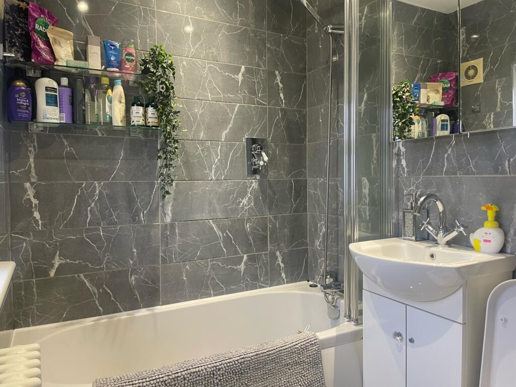 Additional property image - Cornwall Road, Pilgrims Hatch, CM15