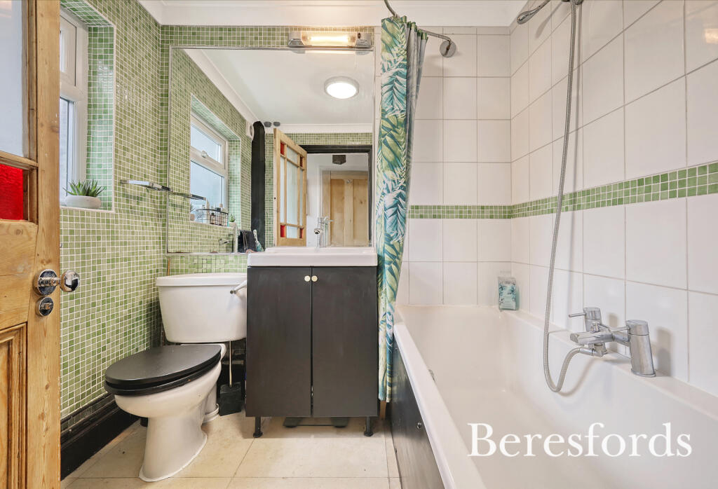 Additional property image - Warley Hill, Warley, CM14