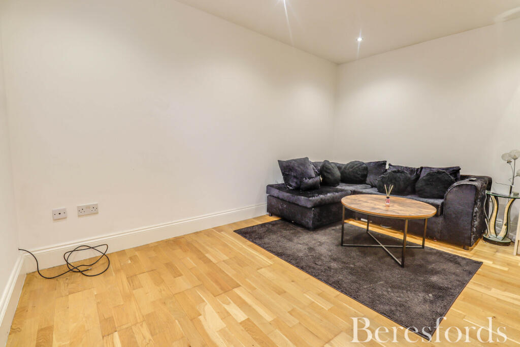 Additional property image - Coxtie Green Road, Pilgrims Hatch, CM14