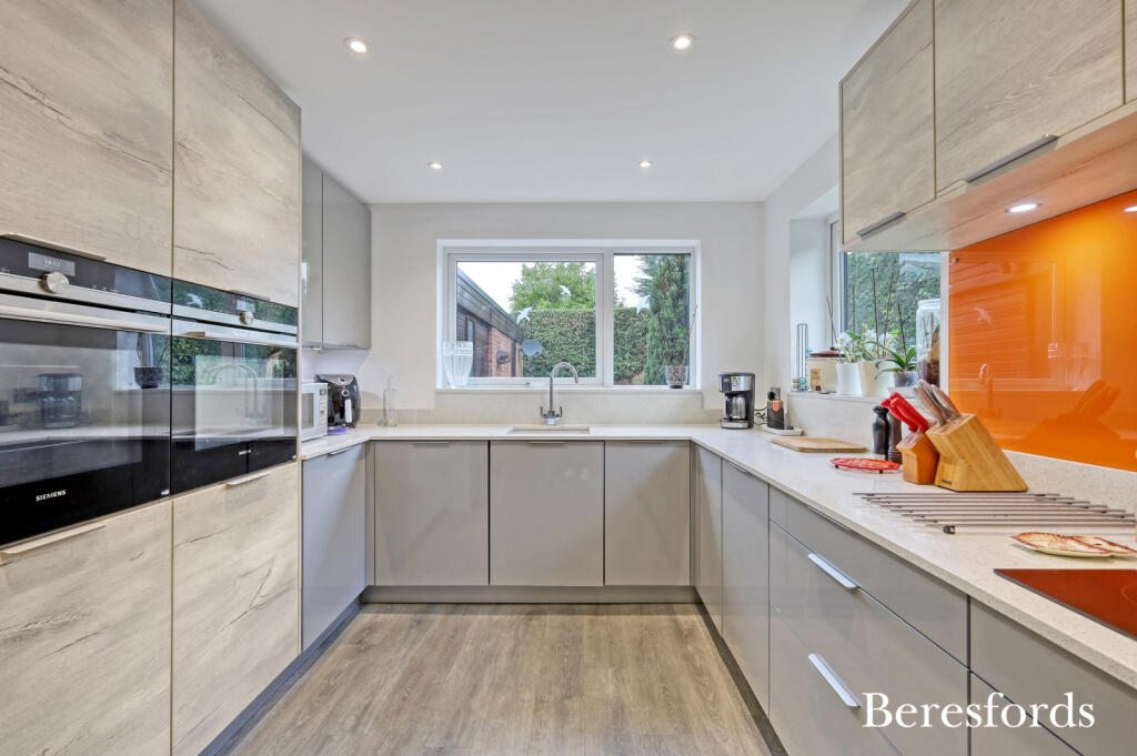 Additional property image - Willowdene Court, Warley, CM14