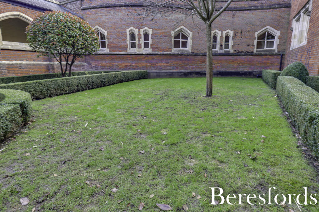 Additional property image - The Galleries, Warley, CM14
