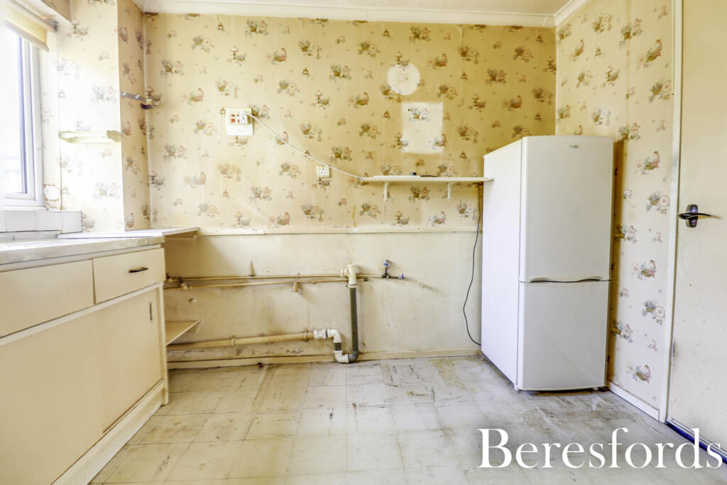 Additional property image - Ashbeam Close, Great Warley, CM13