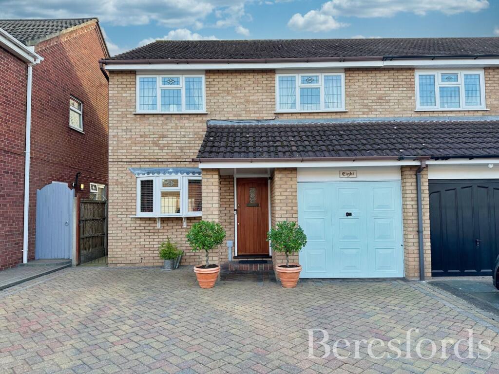 Main image of property: Southbury Close, Hornchurch, RM12