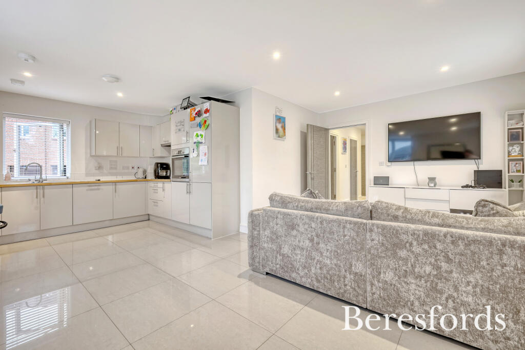 Additional property image - Bell Mead Heights, Bell Mead, Ingatestone, CM4