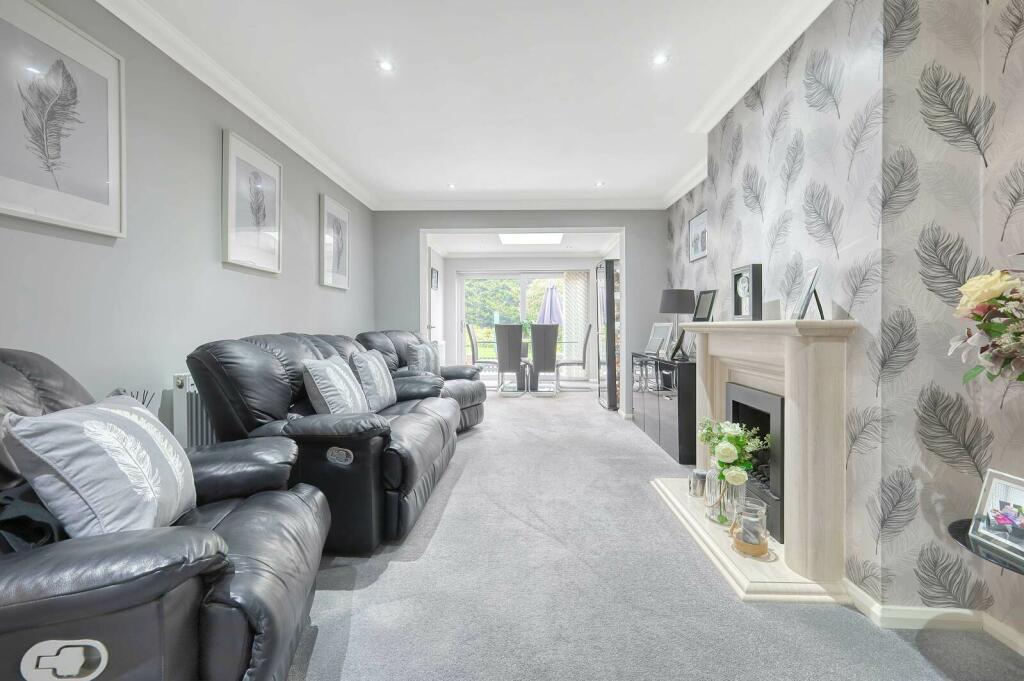 Additional property image - Harpers Lane, Doddinghurst, CM15