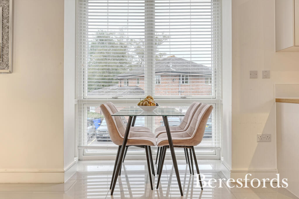 Additional property image - Bell Mead Heights, Bell Mead, Ingatestone, CM4
