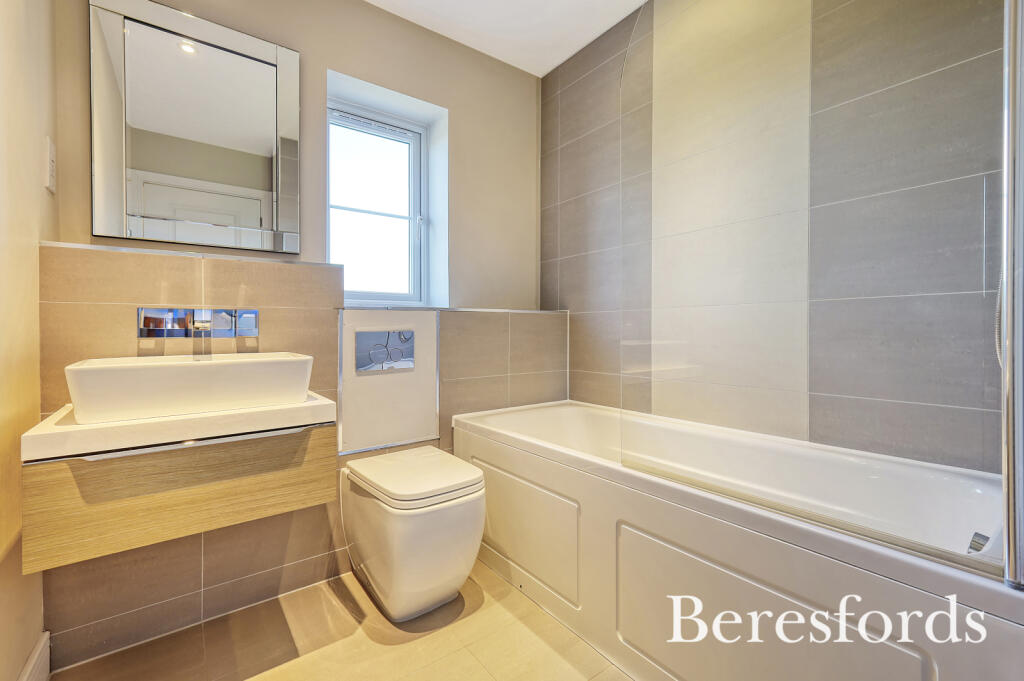 Additional property image - Brookmans View, Stock, CM4