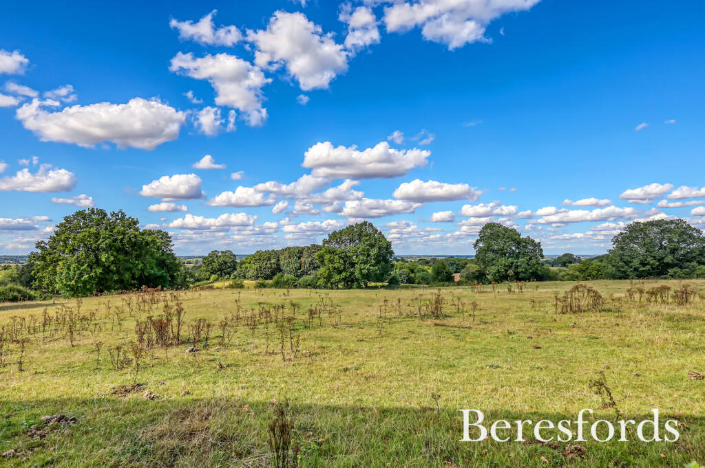 Additional property image - Brookmans View, Stock, CM4