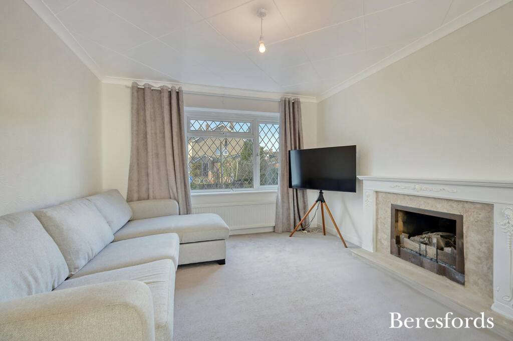 Additional property image - The Gardens, Doddinghurst, CM15