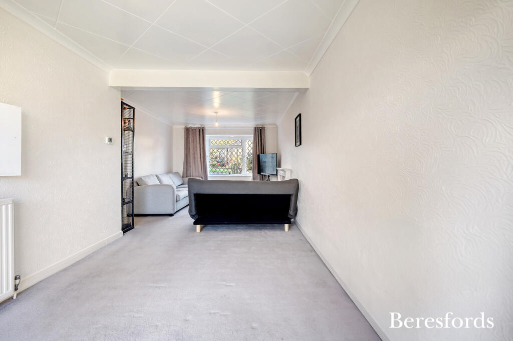 Additional property image - The Gardens, Doddinghurst, CM15