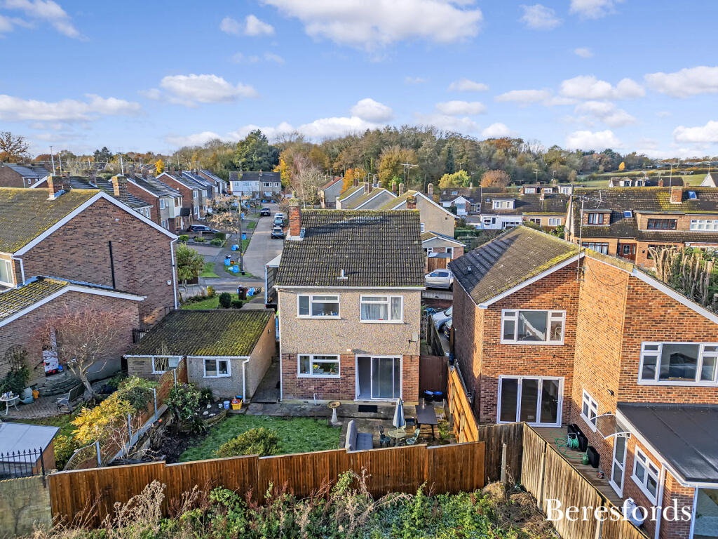 Additional property image - The Gardens, Doddinghurst, CM15