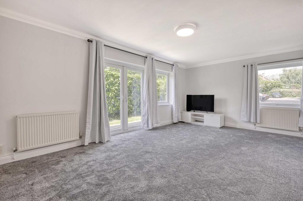 Additional property image - Station Lane, Ingatestone, CM4