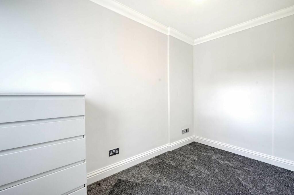 Additional property image - Station Lane, Ingatestone, CM4