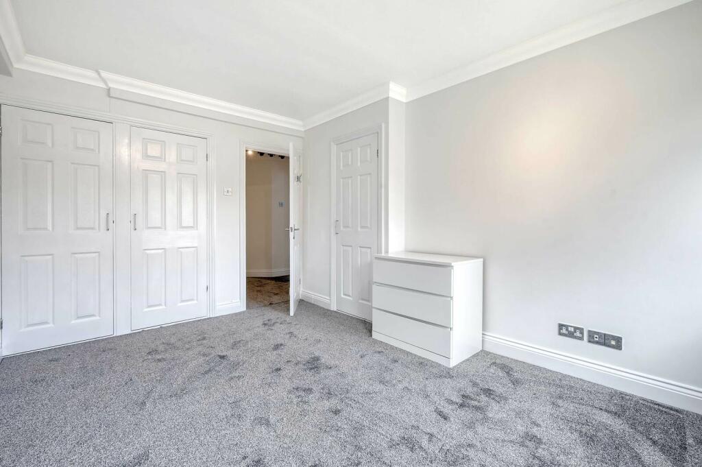 Additional property image - Station Lane, Ingatestone, CM4