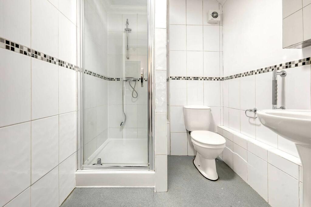 Additional property image - Station Lane, Ingatestone, CM4