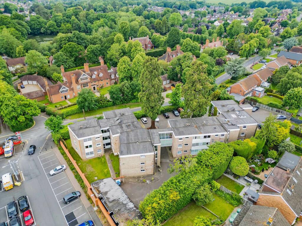 Additional property image - Station Lane, Ingatestone, CM4