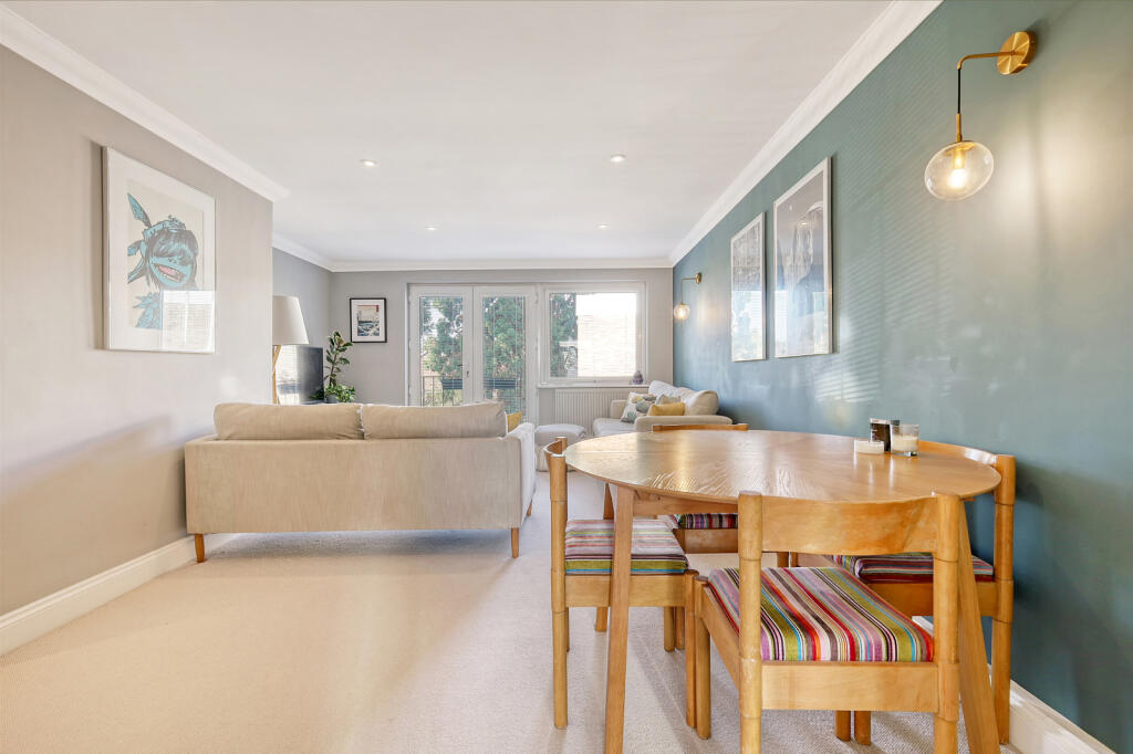 Additional property image - Station Lane, Ingatestone, CM4