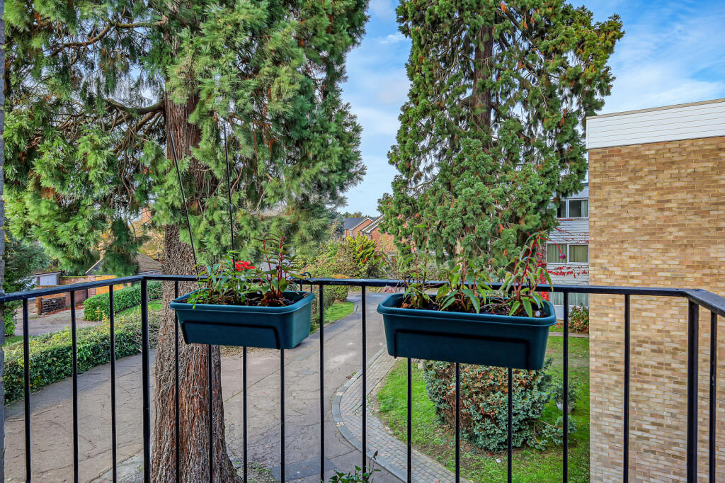 Additional property image - Station Lane, Ingatestone, CM4
