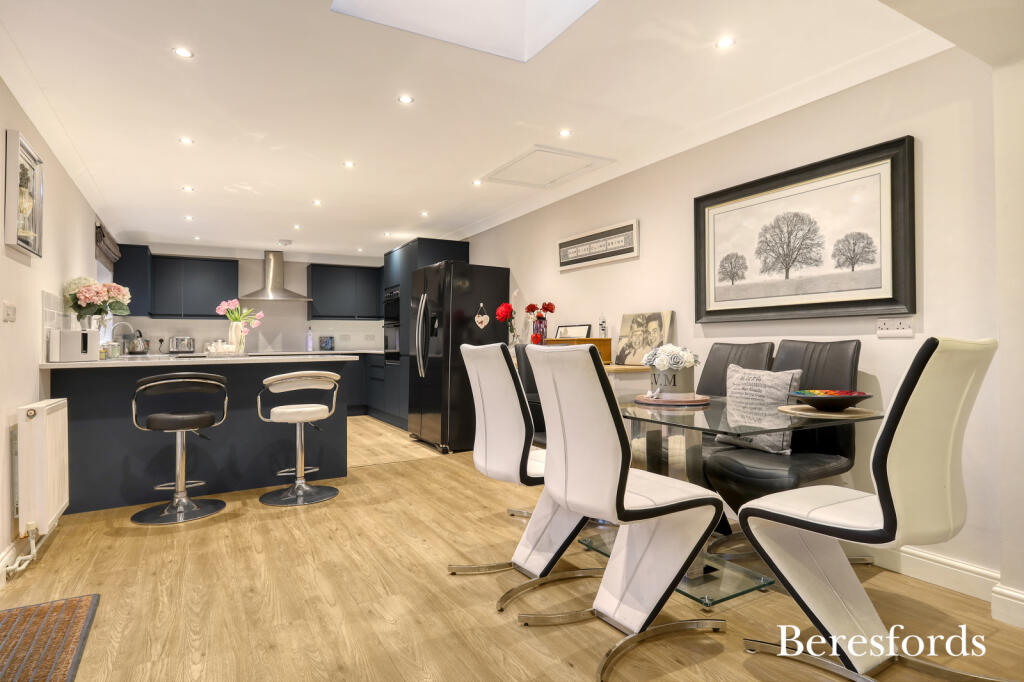 Additional property image - St. Lawrence Gardens, Blackmore, CM4