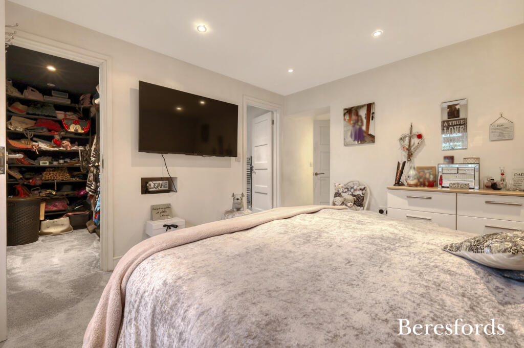 Additional property image - St. Lawrence Gardens, Blackmore, CM4