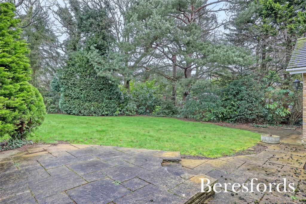Additional property image - Spurgate, Hutton Mount, CM13